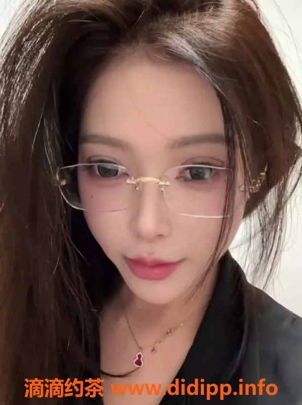 北京楼凤-朝阳潮妹，青春窈窕，主动热情，享受六九服务