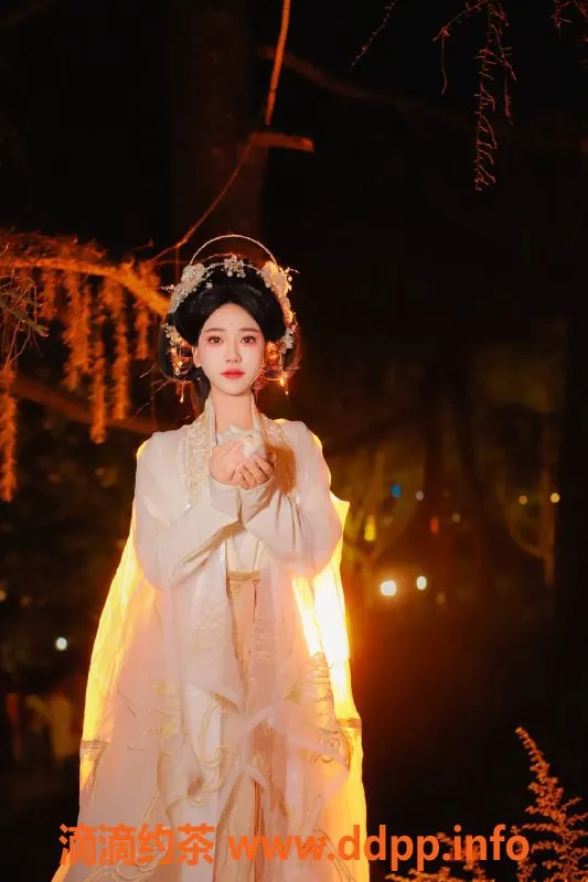 成都楼凤资源信息,成都乐瑶：165cm高颜值，900元享亲密服务