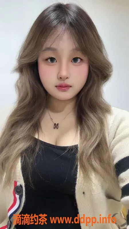 广州楼凤资源信息,白云嫩妹嘉嘉，600元畅享舌吻服务