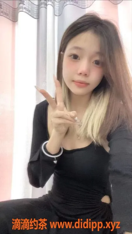 广州楼凤-天河小不点 19岁 165cm 42kg 清纯可爱