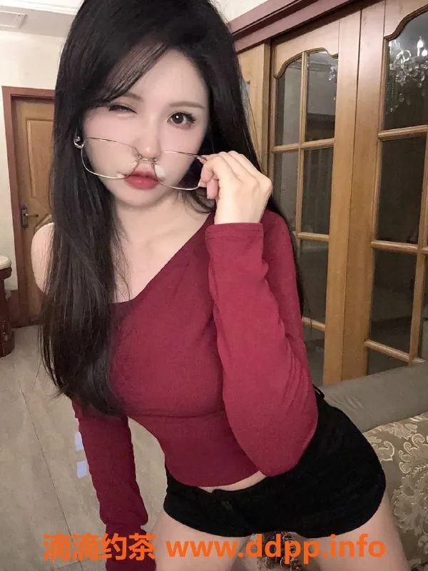 福州楼凤-台江区元气少女，22岁165高C罩杯，800起