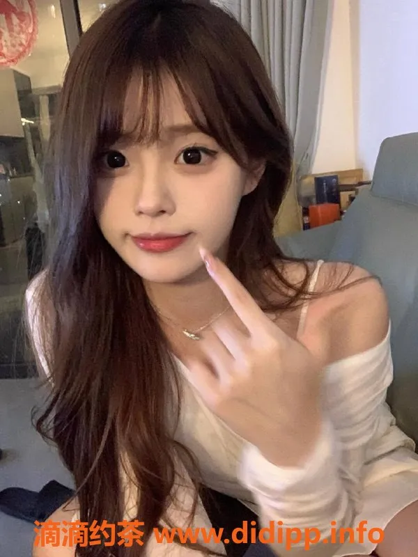 上海楼凤-闵行小可爱，165身高，42公斤，1600起