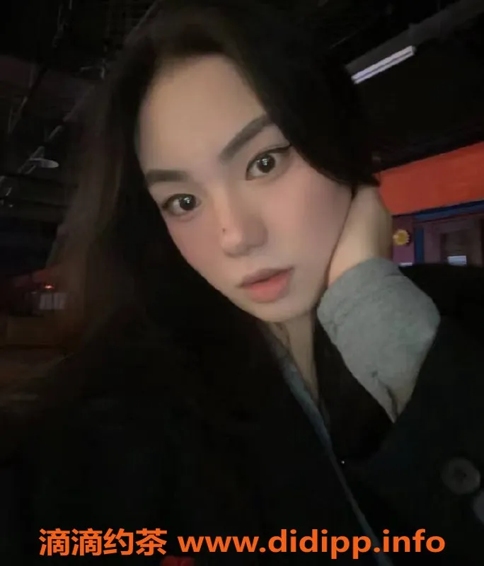 上海楼凤-普陀小旋 舞蹈老师 168cm 36D 900元起