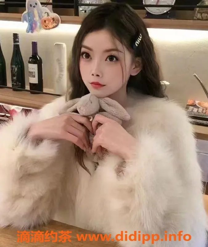 上海楼凤-普陀依小芷，身高58，价格800P起