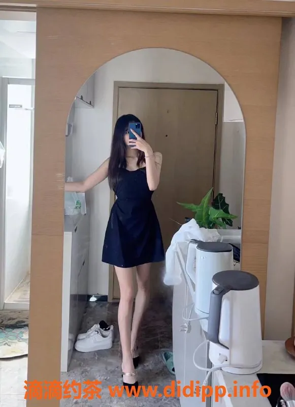 深圳楼凤-福田蛋卷卷，165-169身高，1800元上门服务