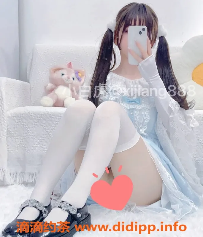 上海楼凤-静安小白虎，160cm大胸36D，1500P起