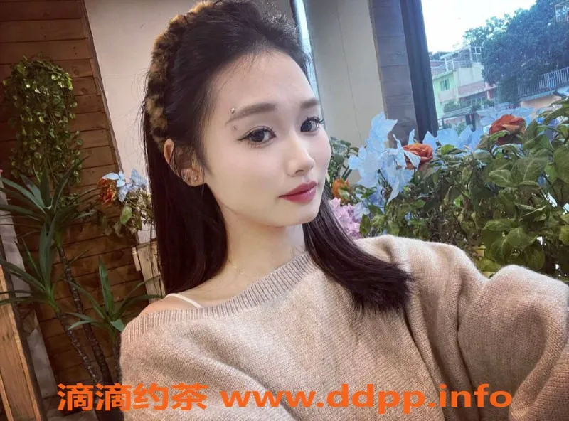 广州楼凤-海珠区嫩妹小雨，超甜服务等你体验