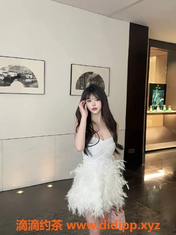 广州楼凤-天河嫩妹梦栖，视频验证，1000元欢愉