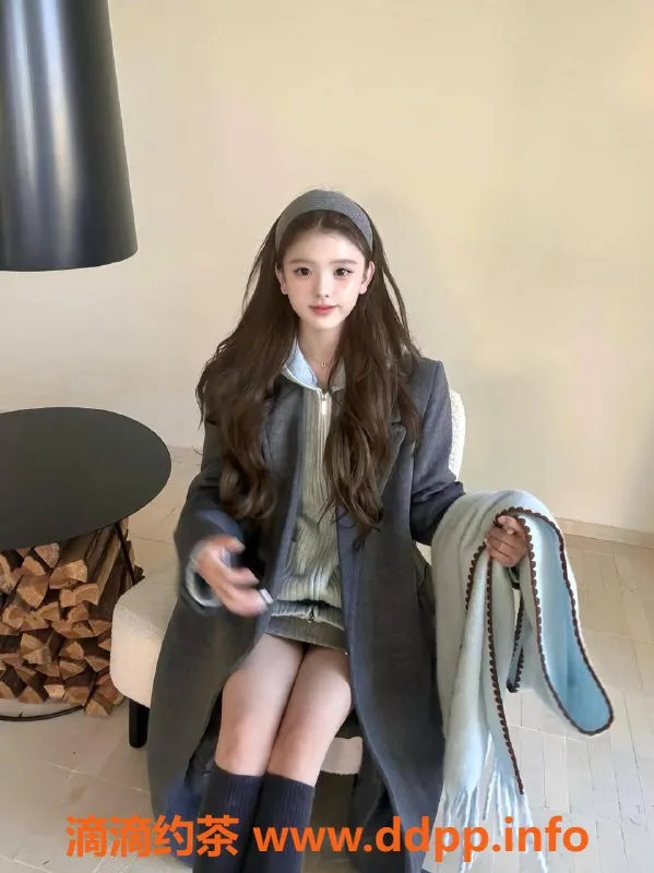 杭州楼凤-西西的后宫：160cm、90斤、18岁可约体验