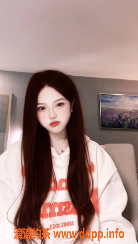 深圳楼凤-南山嫩妹笑笑，性感丝袜诱惑，1100起