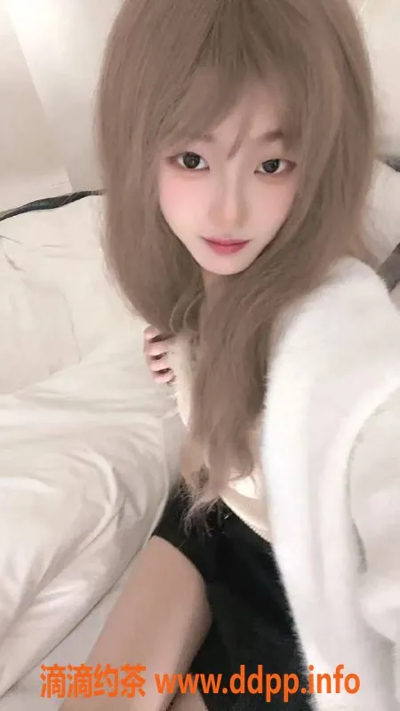 武汉楼凤-汉口区小伊，600p超值服务等你体验！