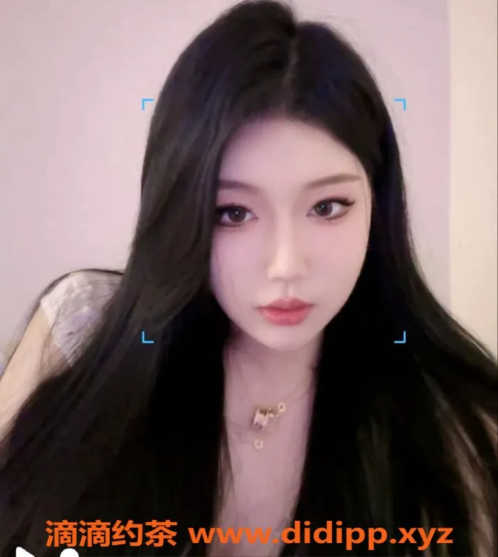 上海楼凤-黄浦Mini，172长腿C罩杯，1300元起