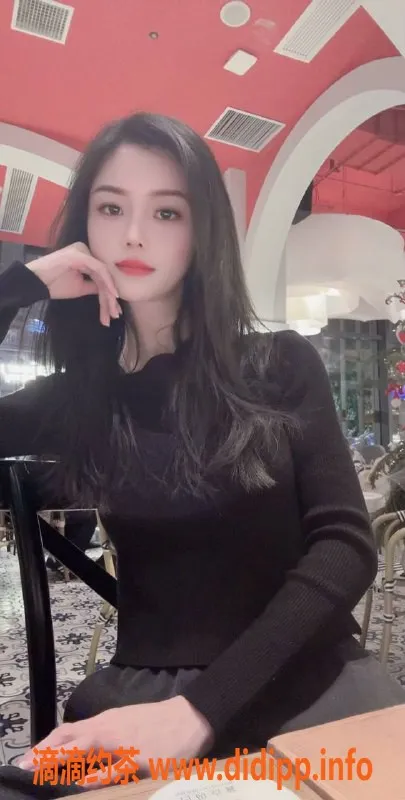 杭州楼凤-上城子涵，800课费，双飞舌吻等服务