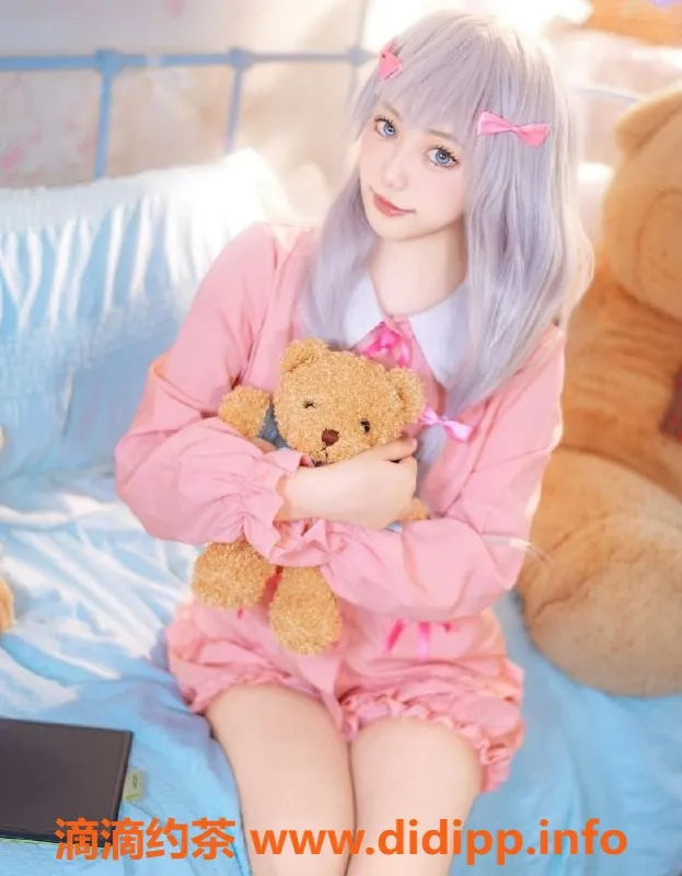 上海楼凤-浦东嫩妹姜姜，150cm C罩杯，1200元起