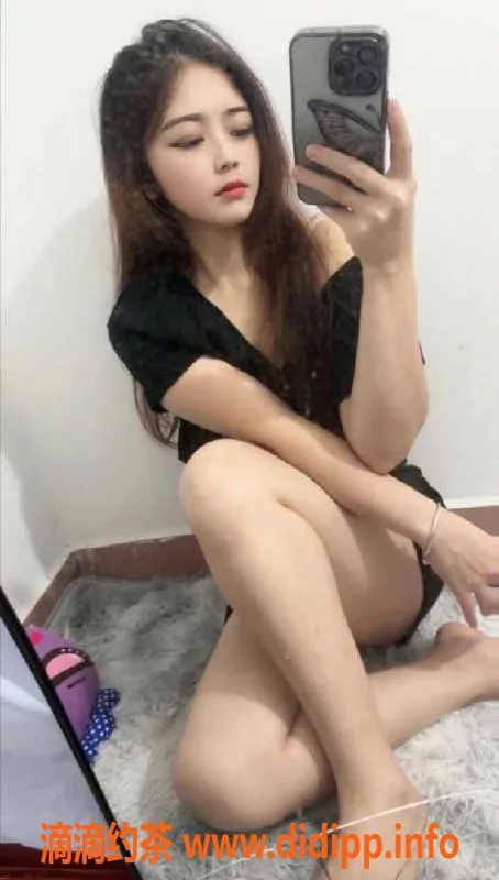 深圳楼凤-罗湖兼职小菲 24岁 165cm 36D 服务超赞