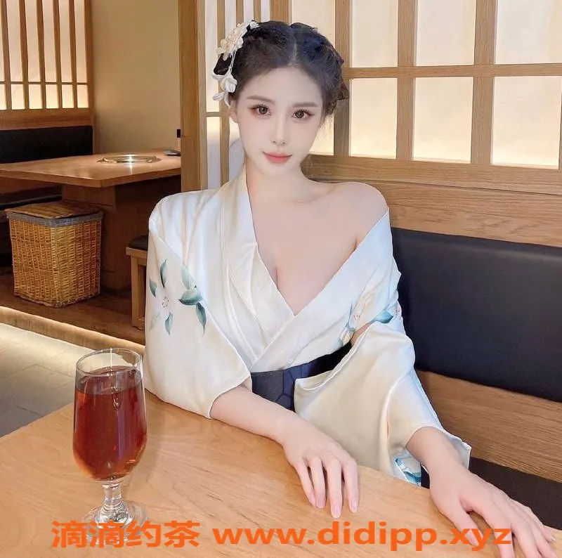 上海楼凤-黄浦千岛惠子 168cm E罩杯 1300P起