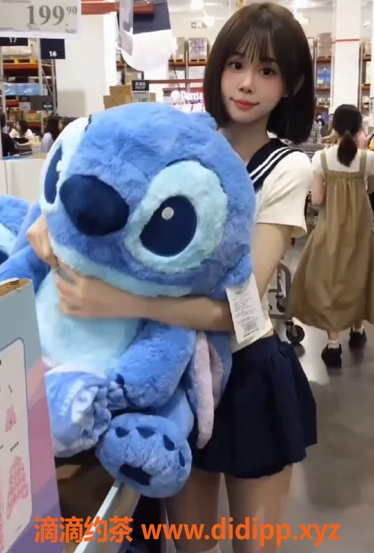 上海楼凤-闵行小可爱，白嫩172身高，1200起价