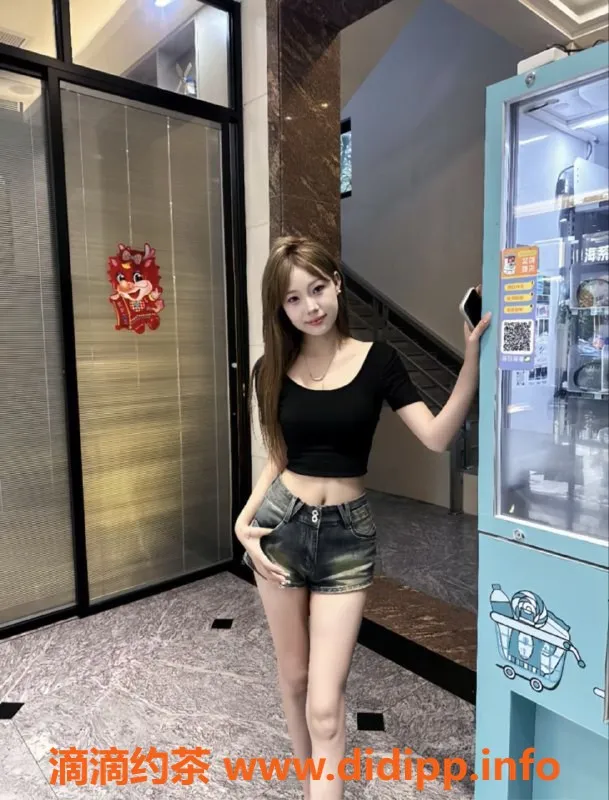 广州上门服务-广佛乐乐优选 | 06后嫩妹上门 1400起