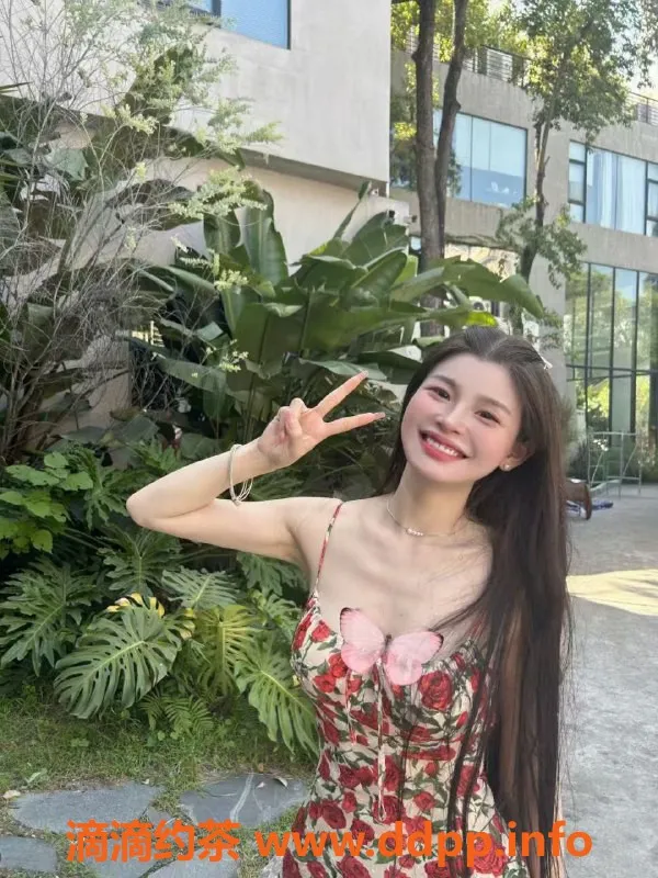 成都上门服务-成都蓝予23岁，100斤巨乳嫩妹，包夜服务600元