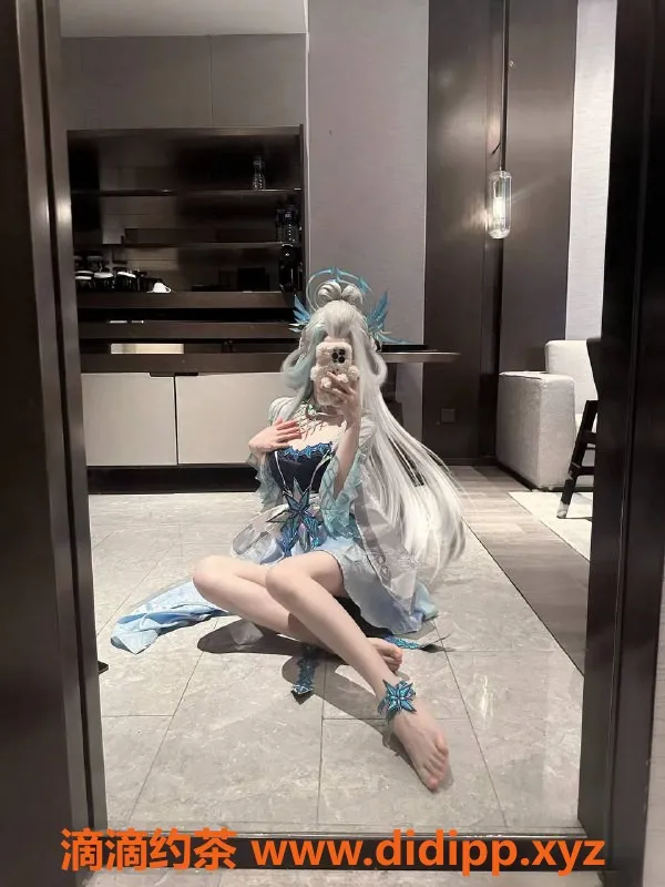 深圳楼凤资源信息,南山萝莉饱饱，21岁，身高160，服务超赞！