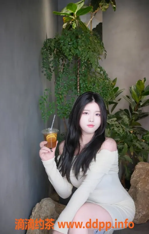 深圳楼凤资源信息,南山朱丽叶，身高170，服务特色六九，价格800起