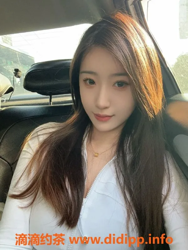 广州楼凤资源信息,天河区珊蓝，700元体验绝妙服务