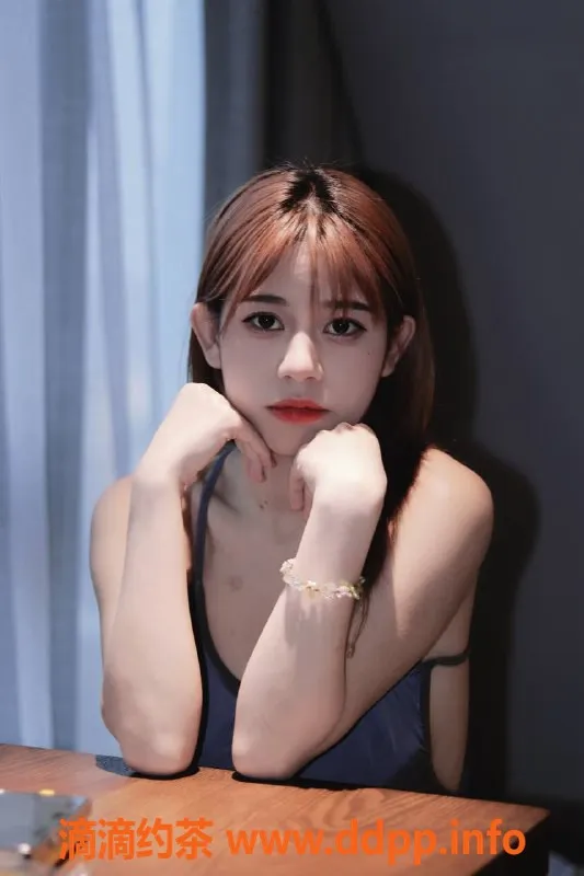 广州楼凤-白云金沙洲小鹿baby，洗吹做仅700P