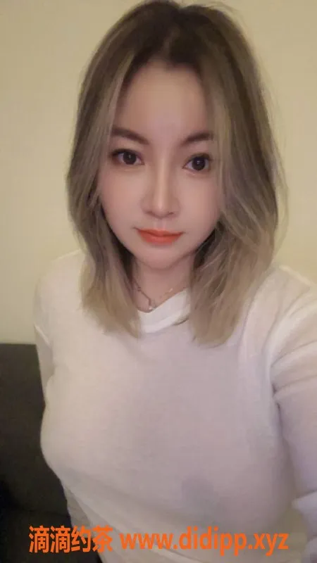 广州楼凤-海珠思琪，6P大胸御姐，舌吻鸳鸯浴体验！