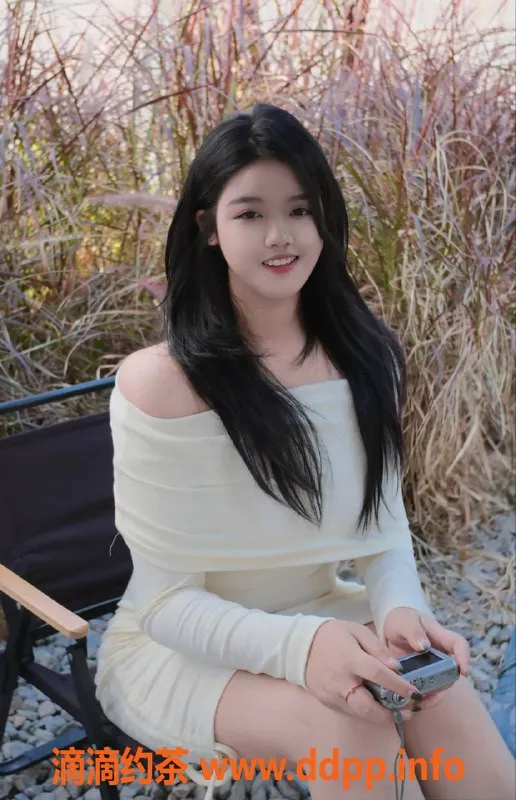 深圳楼凤-南山朱丽叶，21岁身高178，胸C，800P起