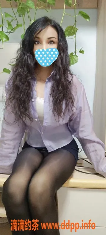 北京-朝阳西坝河熟女混血安摩女郎，身材凹凸有致