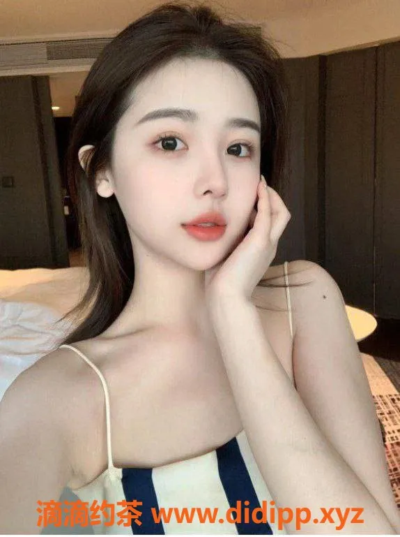 杭州楼凤-余杭可可：168CM长腿34C嫩妹，900P起