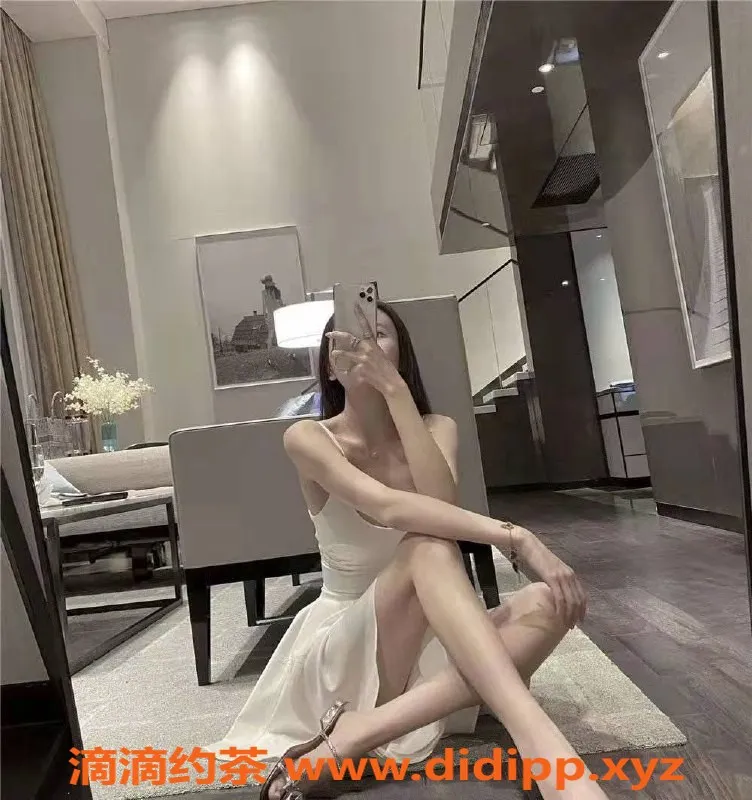 杭州楼凤-湖南漂亮女孩陌陌，170cm高挑身材，25岁纯天然