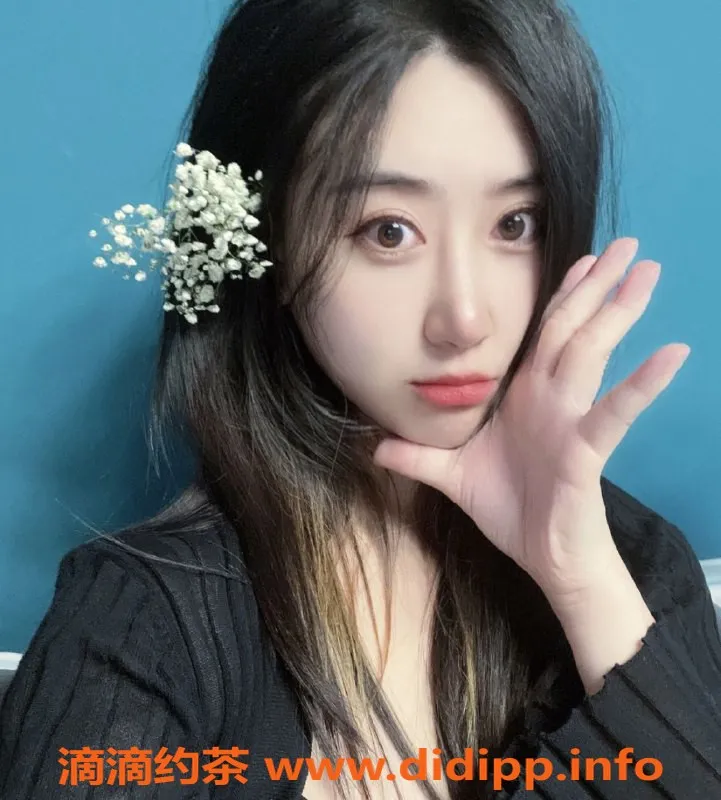 上海楼凤-闵行区白舒22岁，166高，800元此生难忘体验！