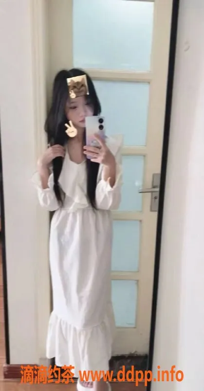 成都楼凤-成都萝莉学妹汐汐，服务超赞