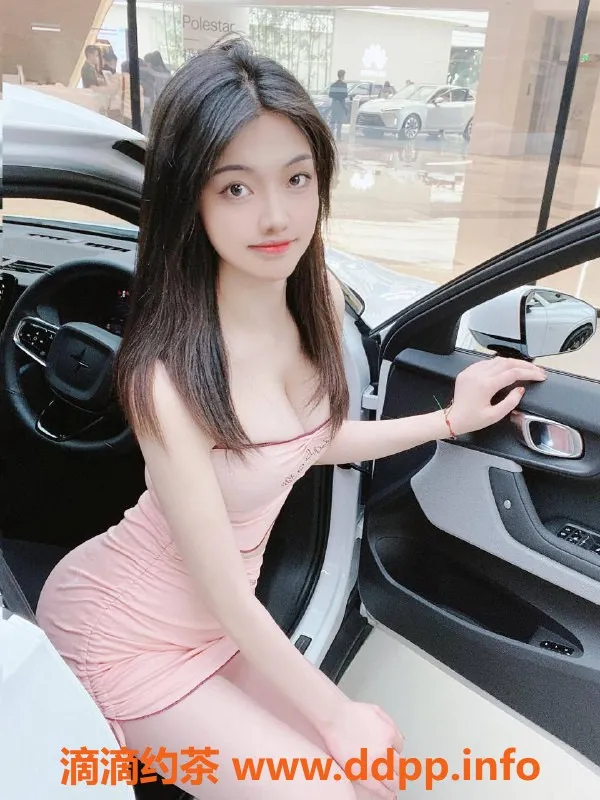 广州楼凤-番禺长腿大胸莉莉，等你来撩！