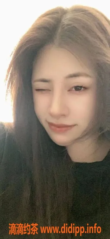 广州楼凤-天河迎容，私聊收费500/900，服务优质