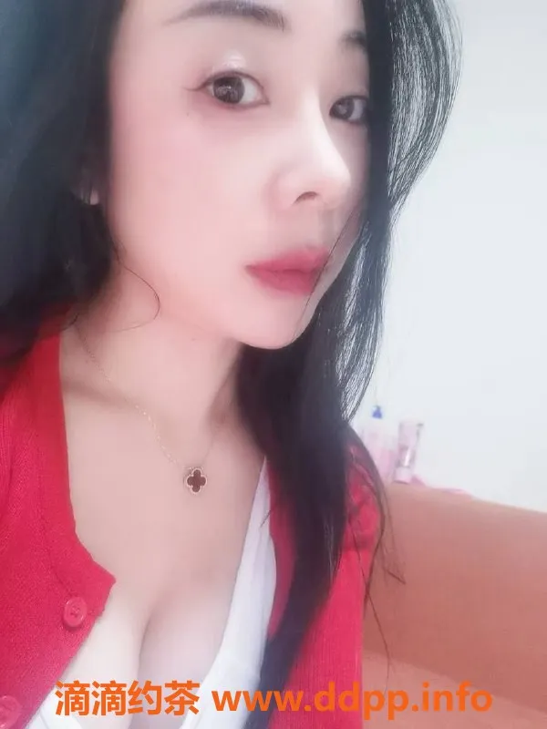 深圳楼凤资源信息,宝安区西西御姐，700P双人服务等你体验