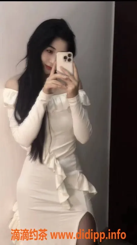 成都上门服务-成都然然，24岁，身高163，包夜3000