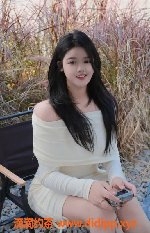 深圳楼凤-南山朱丽叶，21岁170高C杯，800P起