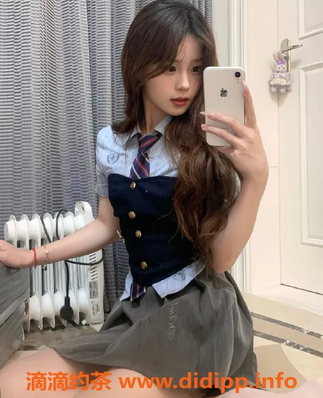 上海楼凤-闵行小可爱，165cm，42斤，胸围C，1600起