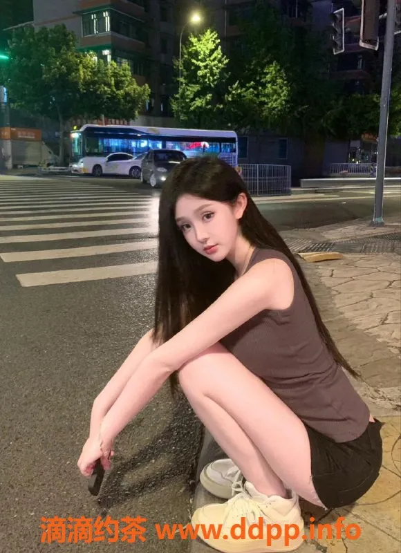 深圳楼凤-南山米亚，169cm大胸25岁，服务多样