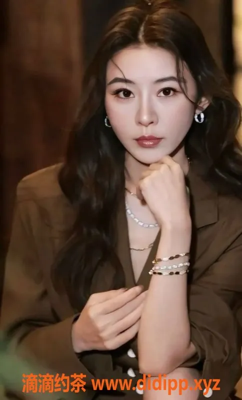 上海楼凤-静安王语烟：168身高、36D大胸服务价格1600起