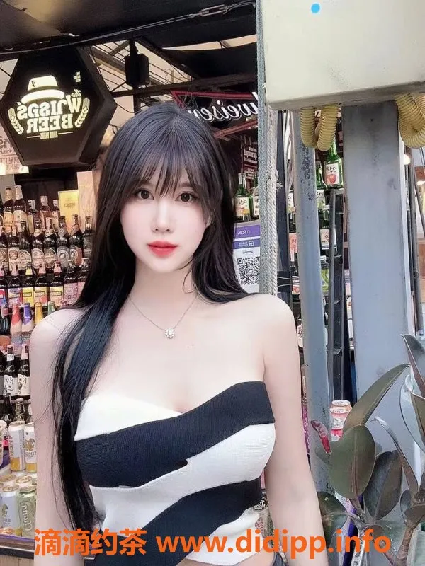 厦门楼凤-思明区莉莉娅，身高174，口爆共浴等服务