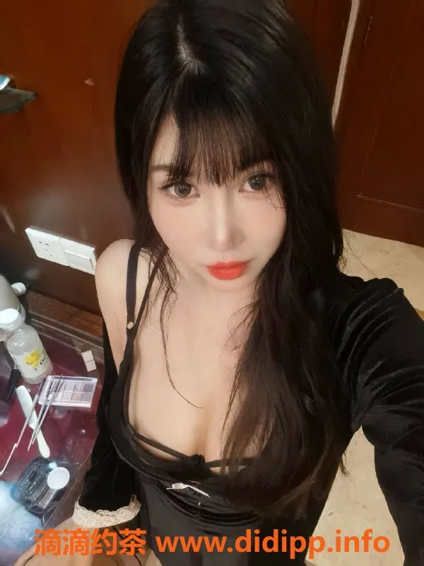 厦门楼凤-思明区莉莉娅，身高174，口爆共浴等服务