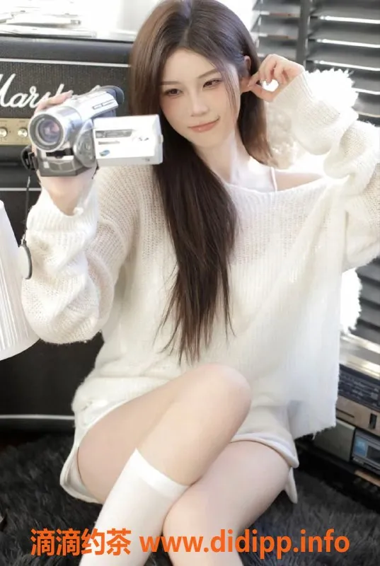 上海楼凤-普陀卷卷，168cm肤白美女，1300元起