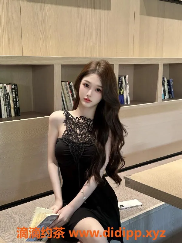 深圳楼凤资源信息,福田沐沐，22岁长腿美女，1288起价！