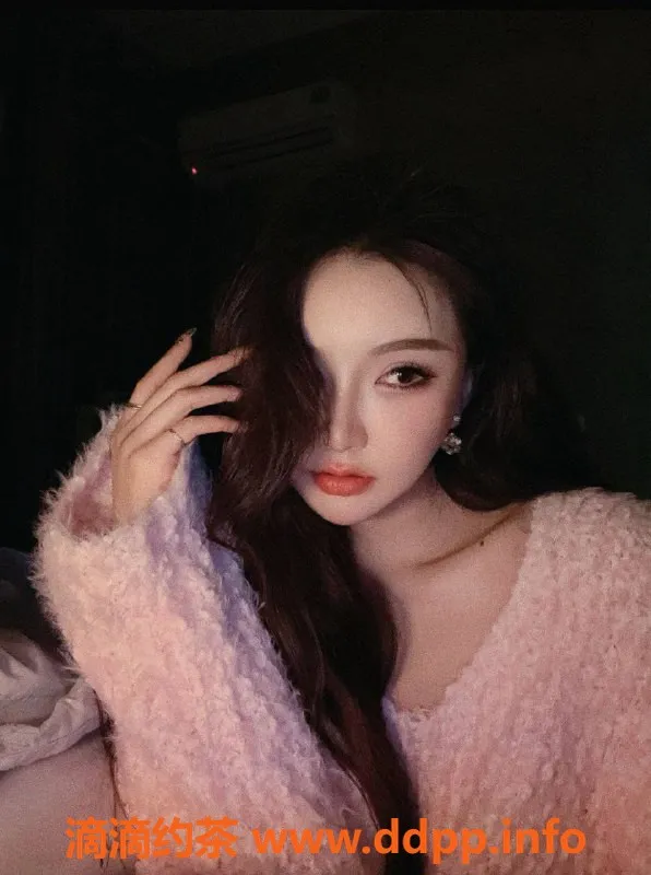 杭州楼凤-杭州拱墅 美女解锁所有姿势 1000元/50分钟