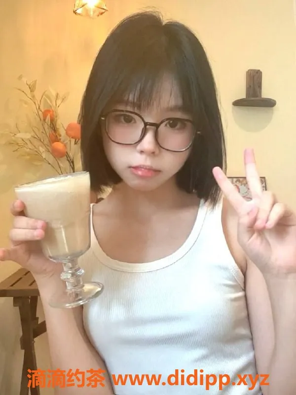 广州楼凤-番禺嫩妹噗噗，1500起提供舌吻服务