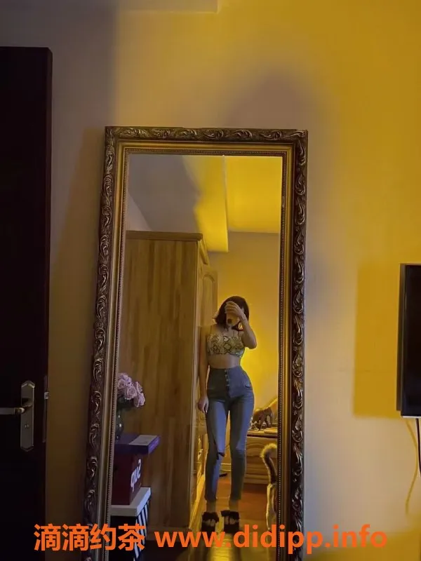 北京楼凤-丰台区特菲亚，1200起步的混血魅力