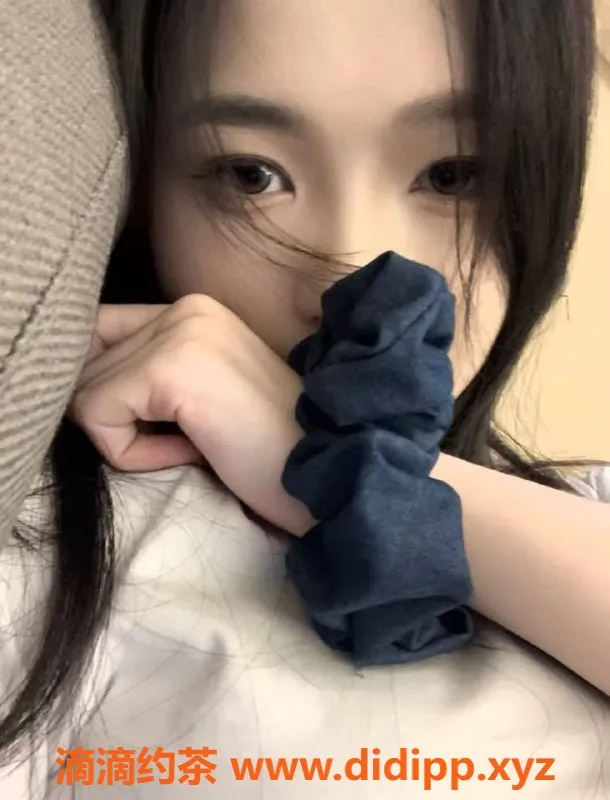 广州楼凤-天河御姐Baby，69服务让你心动不已